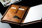 Preview: Reißverschluss Schreibmappe DIN A4 mit iPad Fach PREMIUM LEDER BOXCALF cuoiobraun (glatt)