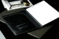 Preview: Klemmbrettmappe DIN A4 mit Blockklemme in CAMBRIDGE Top Grain Rindspaltleder mit heller Kontrastnaht schwarz