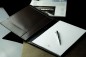 Preview: Schreibmappe DIN A4, incl. Memoblock CAMBRIDGE Top Grain Rindleder dunkelbraun