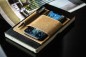 Preview: Magnetischer Smartphone-und Stiftehalter für Notizbücher SAFFIANO hellbraun metallic
