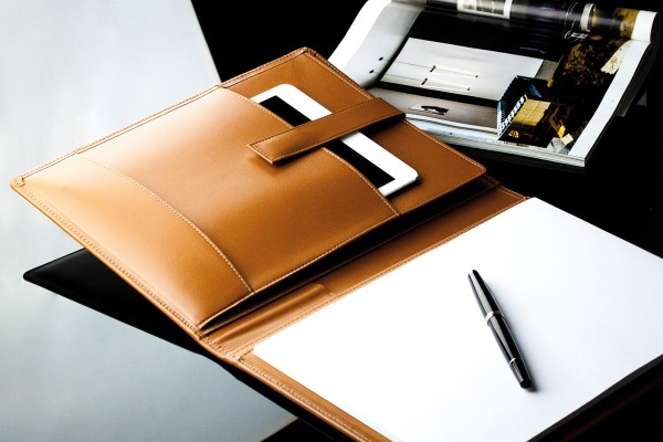 Preview: Schreibmappe DIN A4 PREMIUM LEDER BOXCALF cuoiobraun (glatt)