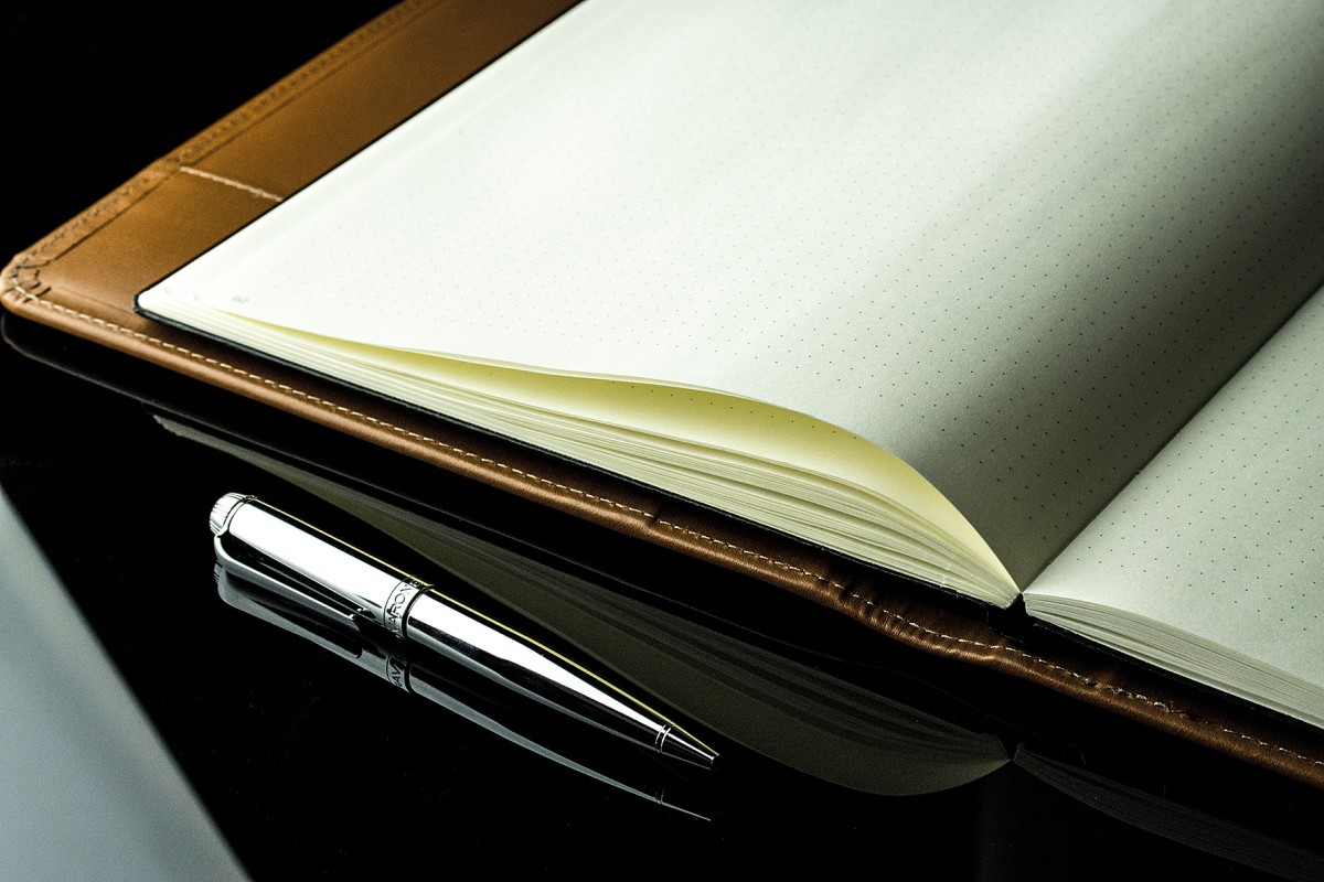 Notizbuch DIN A4+ | Echtleder | BOXCALF hellbraun