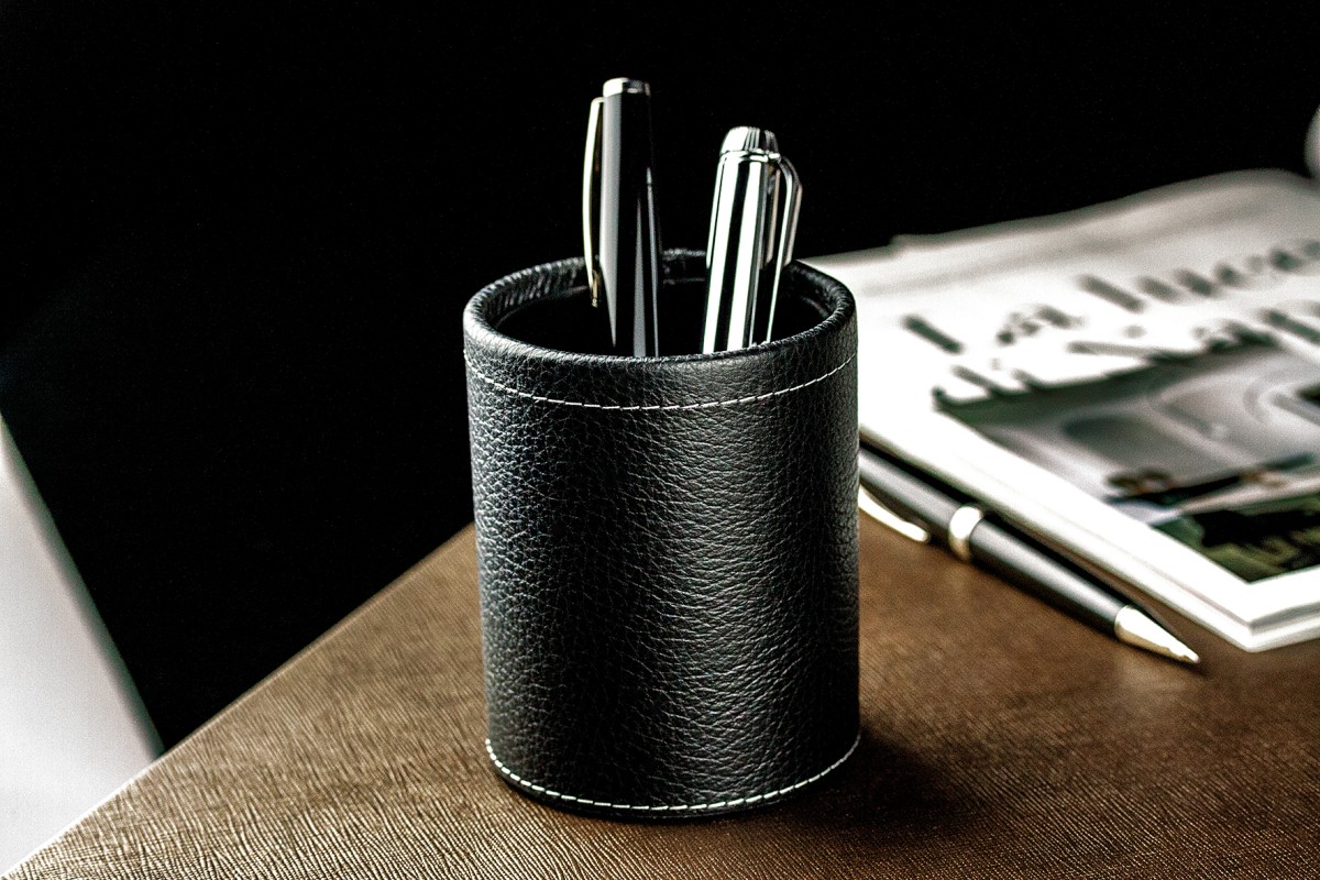 Stifteköcher PREMIUM LEDER SOFT GRAIN schwarz (genarbt)
