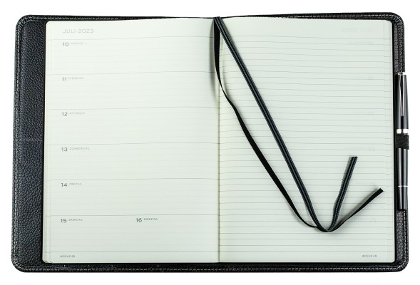 Preview: Kalenderbuch DIN B5 für das Jahr 2025 + 2026 PREMIUM LEDER SOFT GRAIN schwarz (genarbt)