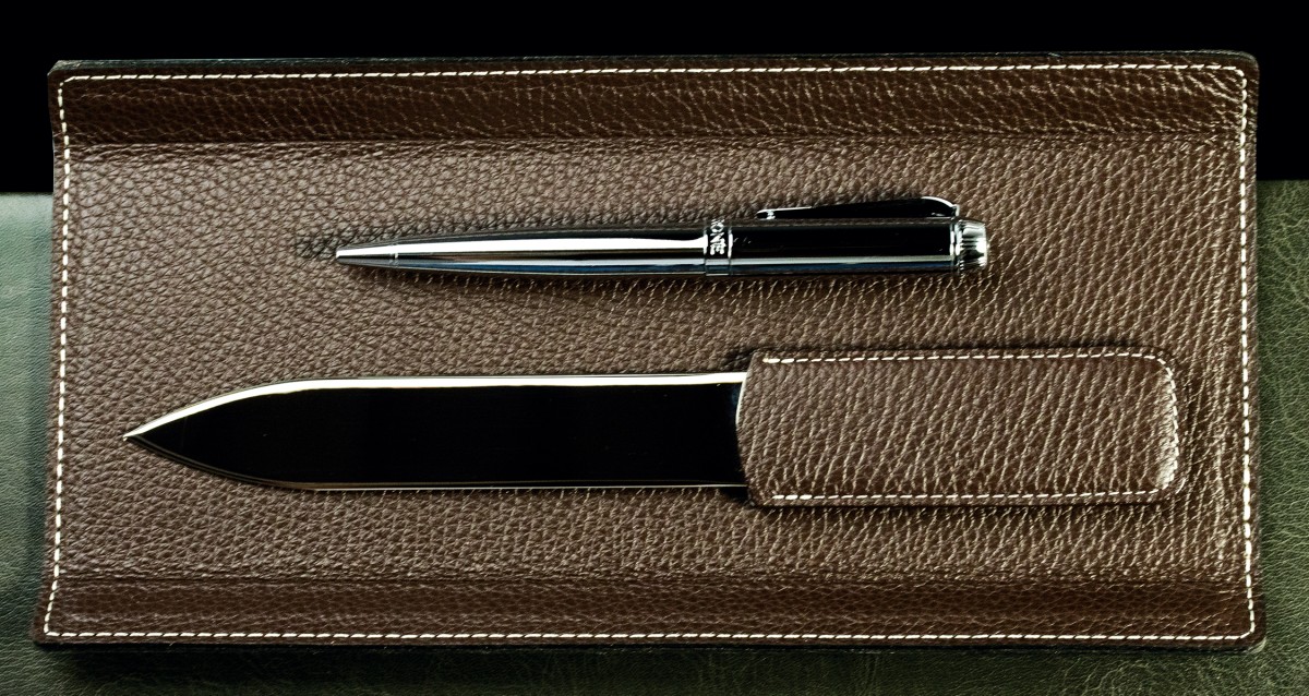 Brieföffner PREMIUM LEDER SOFTGRAIN dunkelbraun (genarbt)