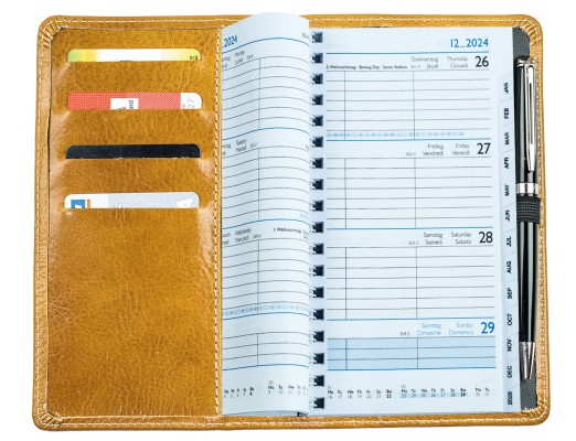 Preview: Taschenkalender mit Spiralbindung 2025 + 2026 in PREMIUM LEDER VINTAGE Anilin cuoiobraun