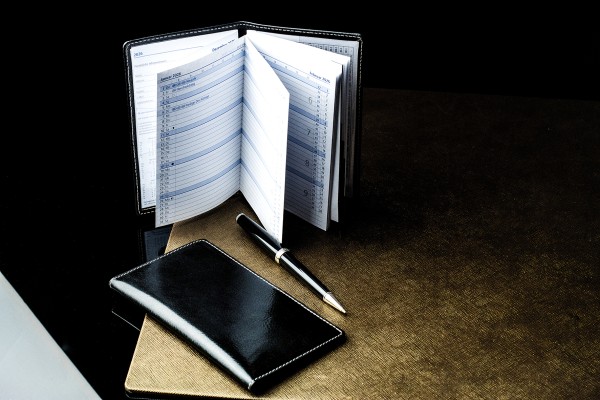 Preview: Leporello Faltkalender deutsch 2026 PREMIUM LEDER VINTAGE schwarz