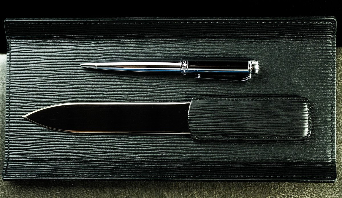 Brieföffner PREMIUM LEDER MANHATTAN Paglia schwarz