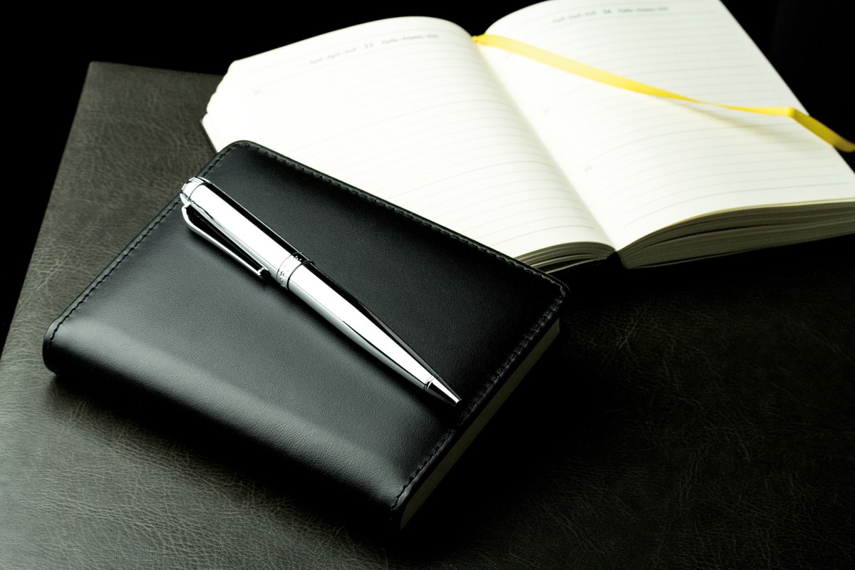 3 Jahreskalender (vergleichend) PREMIUM LEDER BOXCALF schwarz (glatt)