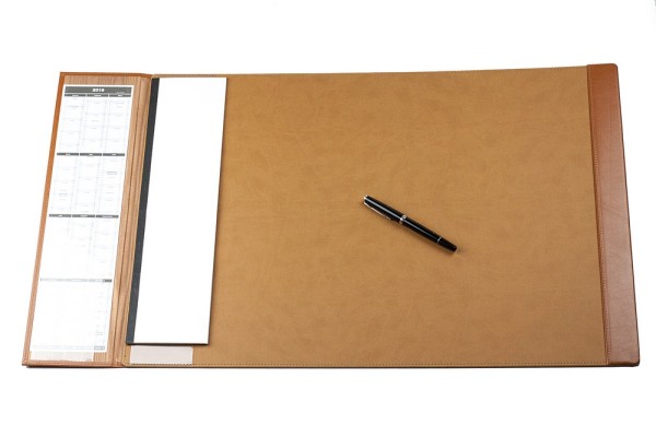 Schreibunterlage 65x45 mit Klappleiste inkl. Block + Kalender 25/26 PREMIUM LEDER BOXCALF cuoiobraun (glatt)