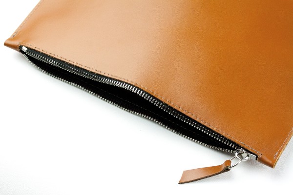 Pouch - Zipper Tasche - Banktasche PREMIUM LEDER BOXCALF cuiobraun (glatt)