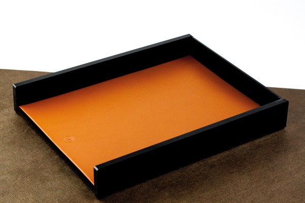 Briefablagekasten für A4 - ACRYL schwarz Kombination mit PREMIUM LEDER BOXCALF cuoiobraun (glatt)
