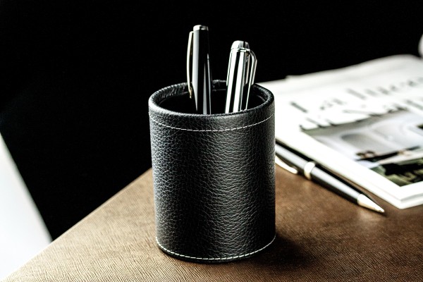 Stifteköcher PREMIUM LEDER SOFT GRAIN schwarz (genarbt)