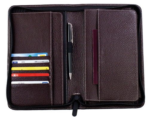 Traveller Book / Reisedokumente Mappe PREMIUM LEDER SOFTGRAIN dunkelbraun (genarbt) - RFID Protected