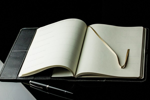 Kalenderbuch DIN B5 für das Jahr 2025 + 2026 PREMIUM LEDER SOFT GRAIN schwarz (genarbt)