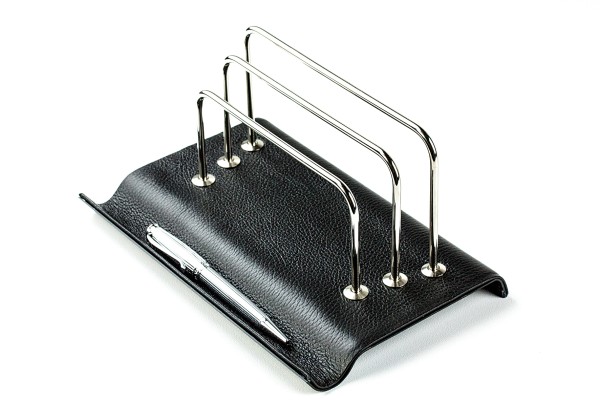 Briefständer mit Stifteablage PREMIUM LEDER SOFT GRAIN schwarz (genarbt)