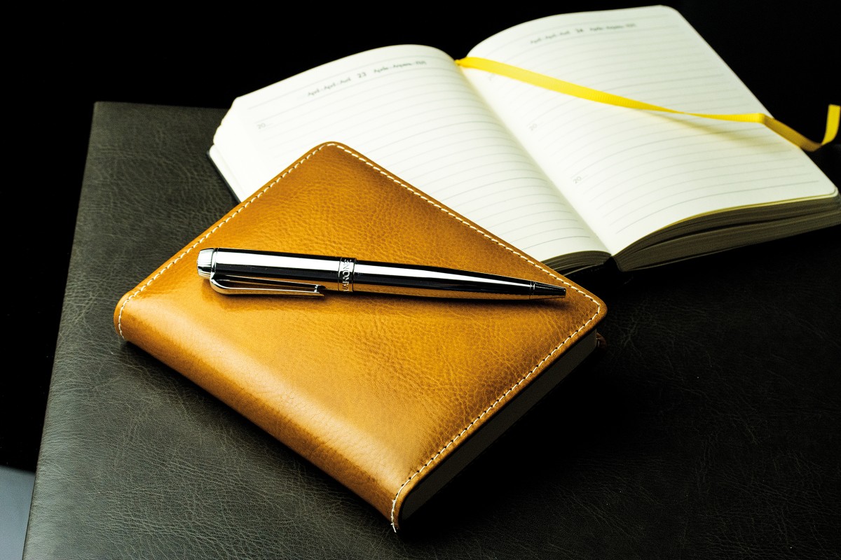 3 Jahreskalender (vergleichend) PREMIUM LEDER VINTAGE Anilin cuoiobraun