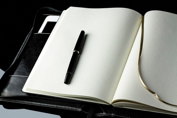 RV-Notizbuch mit Tablet Computer Fach PREMIUM LEDER VINTAGE schwarz
