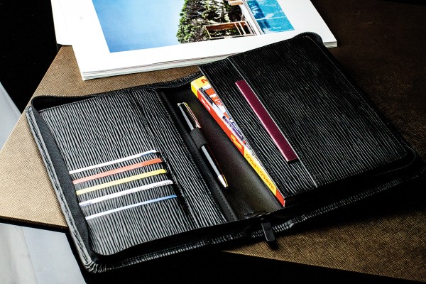 Traveller Book / Reisedokumente Mappe PREMIUM LEDER MANHATTAN schwarz - RFID Protected