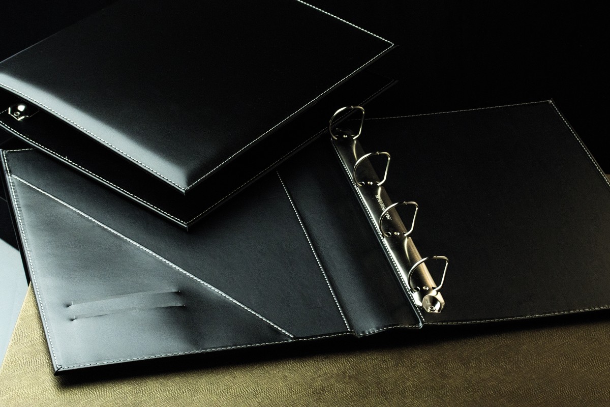 Ordner DIN A4 / DIN A4+ | Echtleder | CAMBRIDGE schwarz