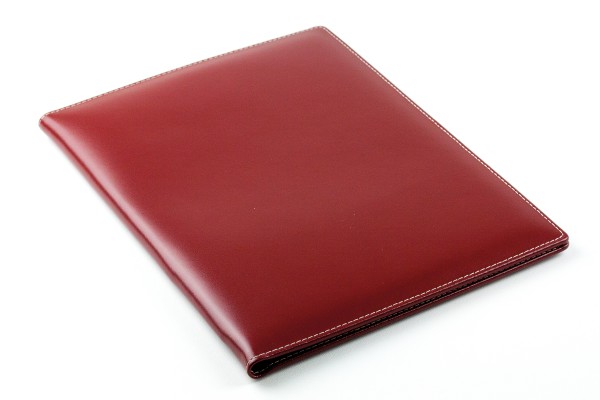 Klemmbrettmappe DIN A4 mit Blockklemme in CAMBRIDGE Top Grain Rindspaltleder mit heller Kontrastnaht rot