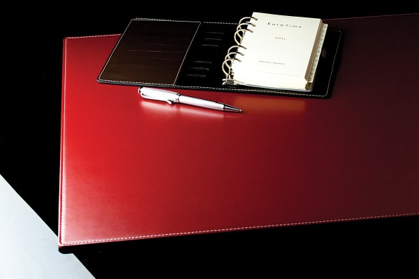 Schreibunterlage XXL 50 x 70, CAMBRIDGE Top Grain Rindspaltleder mit heller Kontrastnaht, rot