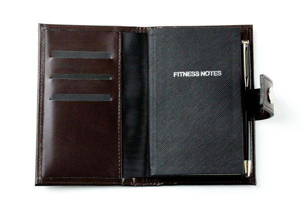 Pocket Notizbuch "FITNESS NOTES" (auswechselbar) mit Druckknopf, CAMBRIDGE Top Grain Leder dunkelbraun