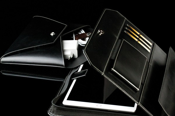Manager Orgamappe DIN A4 mit Tablethalterung und optionaler Zubehörtasche CAMBRIDGE Top Grain Leder schwarz