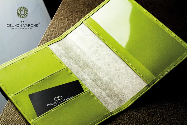 Mutterpass Etui ECO APPLE LEATHER Lederimitat grün