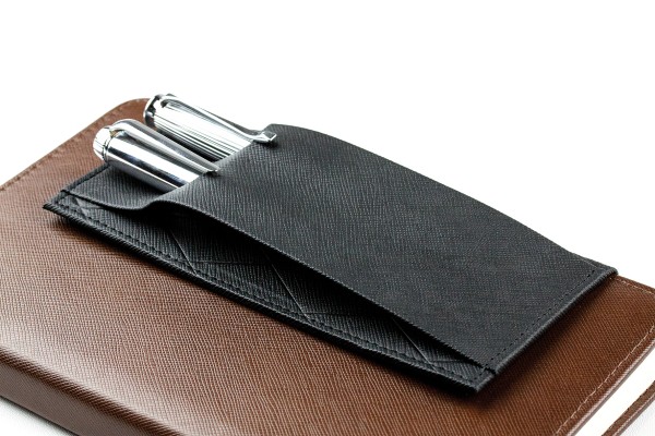 Magnetischer Stiftehalter DUO für Notizbücher SAFFIANO schwarz