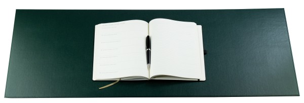 Exclusive XXXL Schreibunterlage  100 x 40 cm aus veganem Lederimitat grün - made in Germany