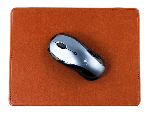 Mousepad aus veganem Lederimitat hellbraun  - made in Germany