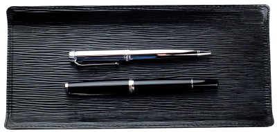 Federschale PREMIUM LEDER MANHATTAN schwarz mit Paglia Narbung