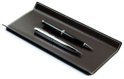 Federschale CAMBRIDGE Top Grain Rindspaltleder mit heller Kontrastnaht dunkelbraun